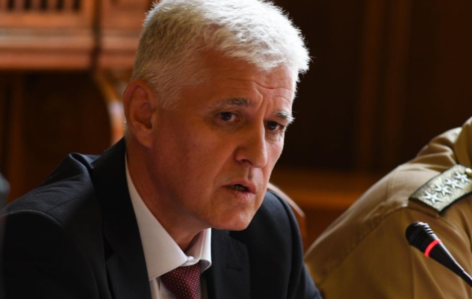 Има искане от украинска страна не само за различни боеприпаси